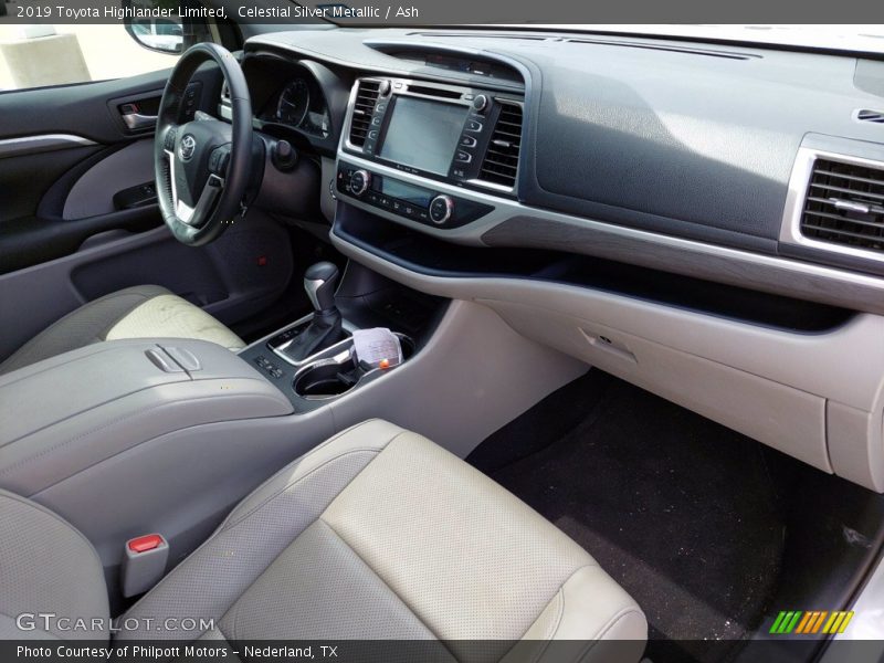 Celestial Silver Metallic / Ash 2019 Toyota Highlander Limited