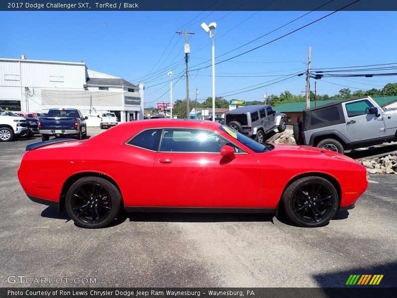 TorRed / Black 2017 Dodge Challenger SXT
