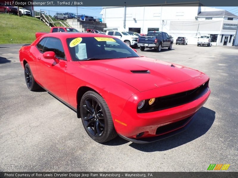 TorRed / Black 2017 Dodge Challenger SXT