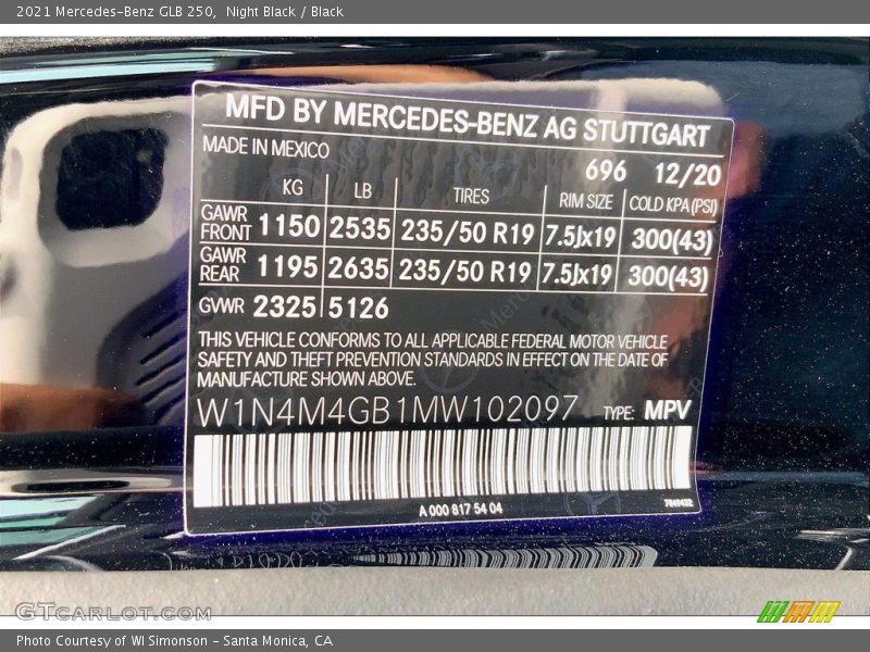Night Black / Black 2021 Mercedes-Benz GLB 250