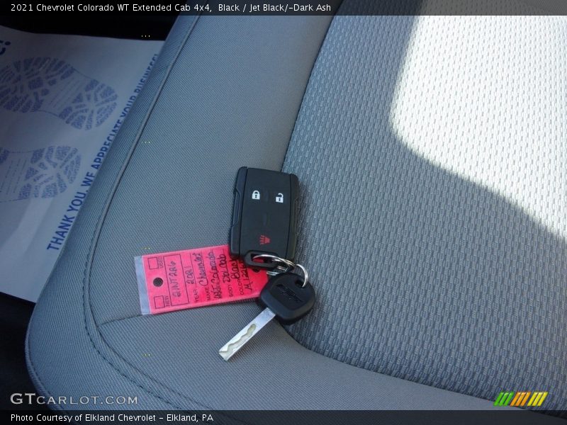 Black / Jet Black/­Dark Ash 2021 Chevrolet Colorado WT Extended Cab 4x4