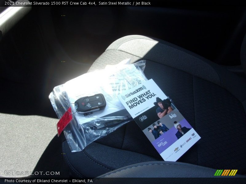 Satin Steel Metallic / Jet Black 2021 Chevrolet Silverado 1500 RST Crew Cab 4x4