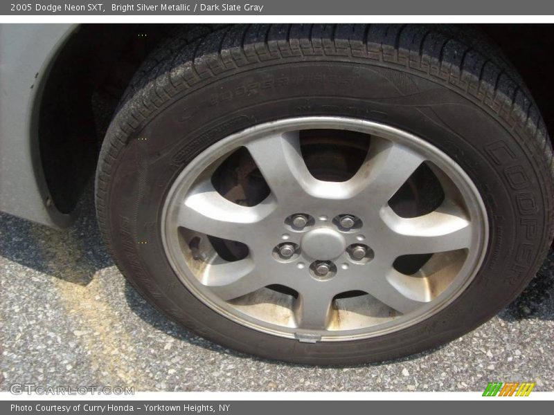Bright Silver Metallic / Dark Slate Gray 2005 Dodge Neon SXT