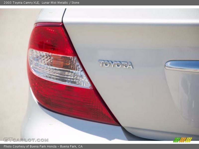 Lunar Mist Metallic / Stone 2003 Toyota Camry XLE