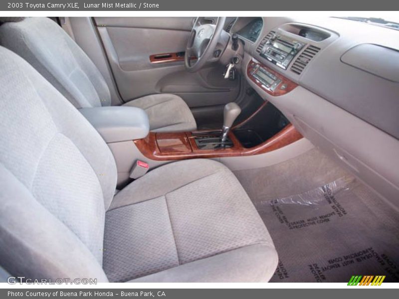 Lunar Mist Metallic / Stone 2003 Toyota Camry XLE