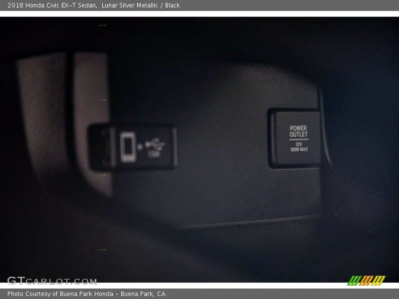 Lunar Silver Metallic / Black 2018 Honda Civic EX-T Sedan