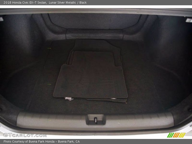 Lunar Silver Metallic / Black 2018 Honda Civic EX-T Sedan