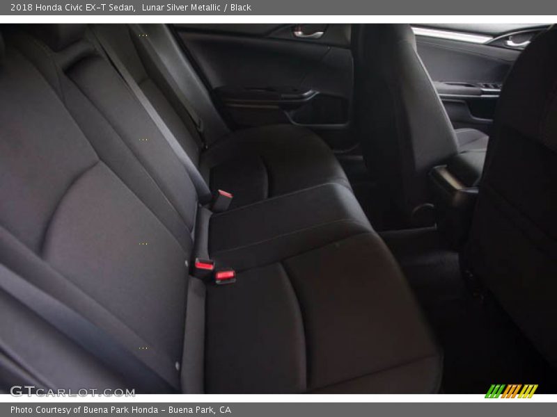 Lunar Silver Metallic / Black 2018 Honda Civic EX-T Sedan