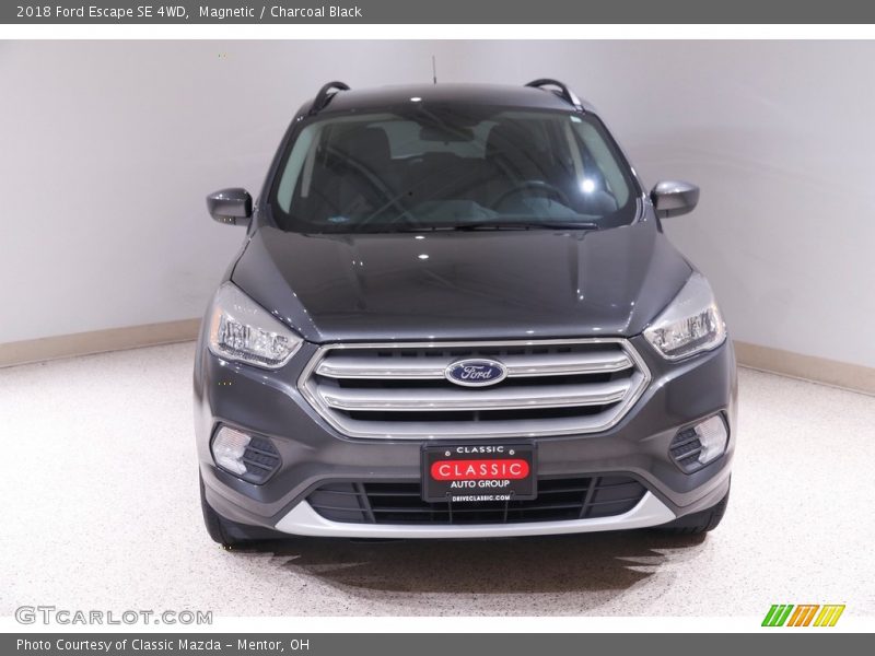 Magnetic / Charcoal Black 2018 Ford Escape SE 4WD