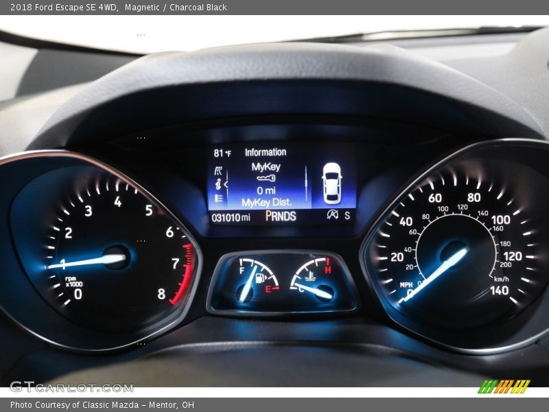 Magnetic / Charcoal Black 2018 Ford Escape SE 4WD