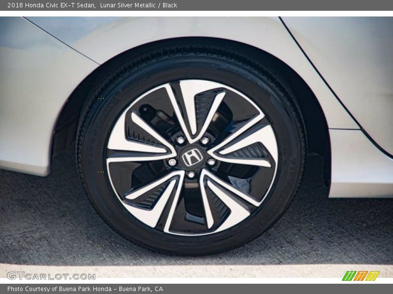 Lunar Silver Metallic / Black 2018 Honda Civic EX-T Sedan