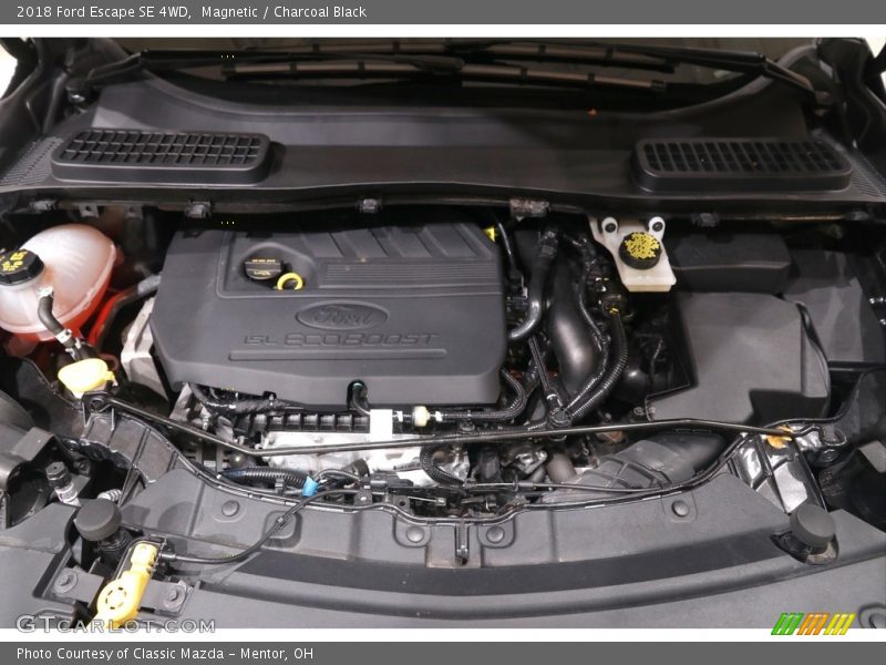 Magnetic / Charcoal Black 2018 Ford Escape SE 4WD