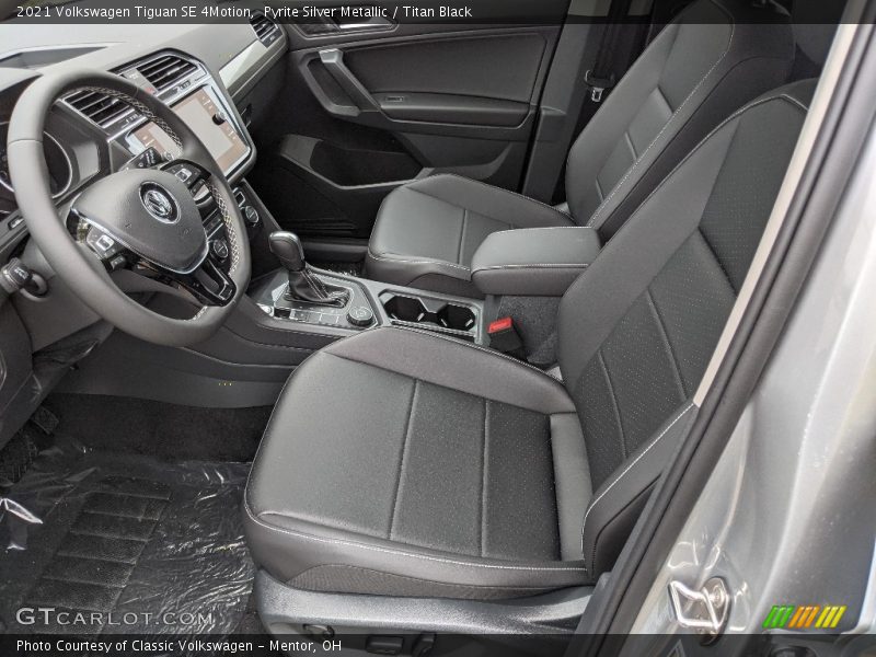 Front Seat of 2021 Tiguan SE 4Motion
