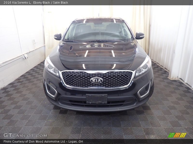 Ebony Black / Satin Black 2016 Kia Sorento L