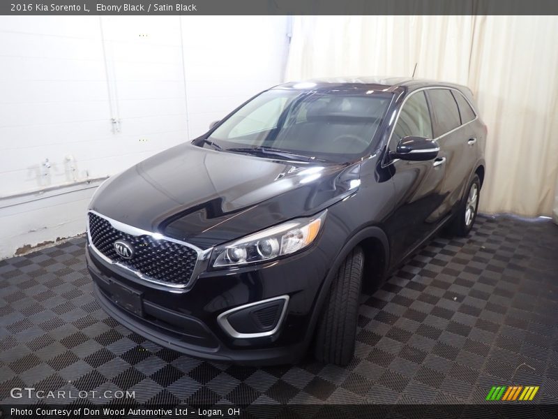 Ebony Black / Satin Black 2016 Kia Sorento L