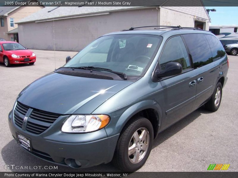 Magnesium Pearl / Medium Slate Gray 2005 Dodge Grand Caravan SXT