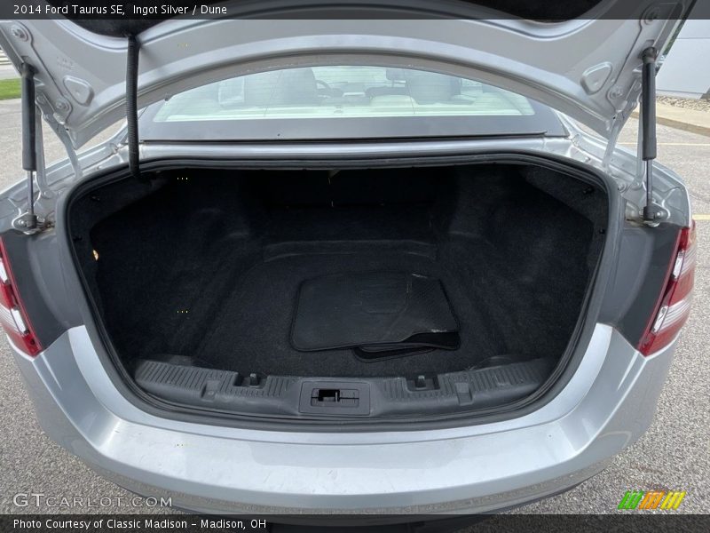 Ingot Silver / Dune 2014 Ford Taurus SE
