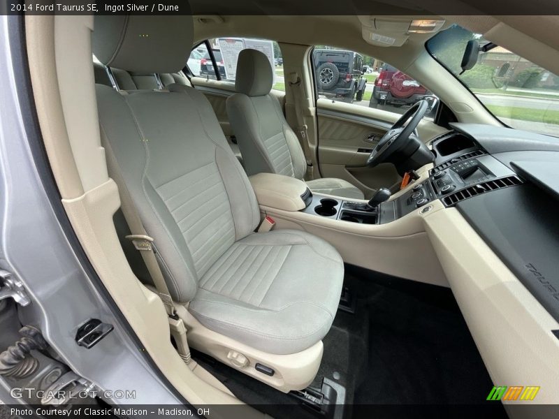 Ingot Silver / Dune 2014 Ford Taurus SE