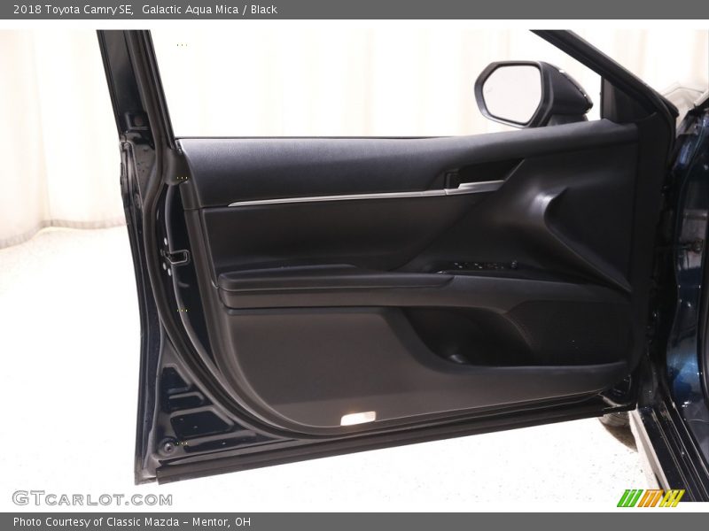 Galactic Aqua Mica / Black 2018 Toyota Camry SE