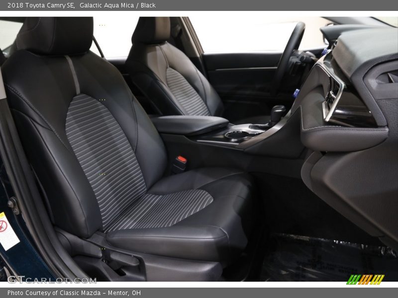 Galactic Aqua Mica / Black 2018 Toyota Camry SE