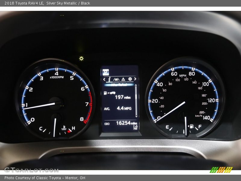 Silver Sky Metallic / Black 2018 Toyota RAV4 LE