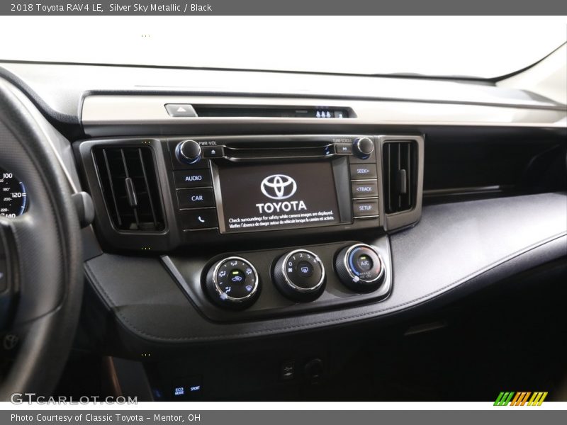 Silver Sky Metallic / Black 2018 Toyota RAV4 LE