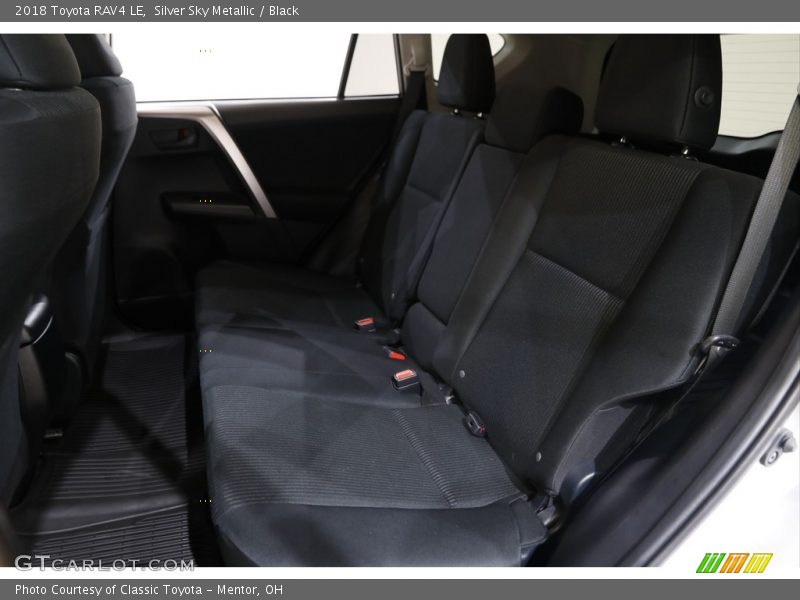 Silver Sky Metallic / Black 2018 Toyota RAV4 LE