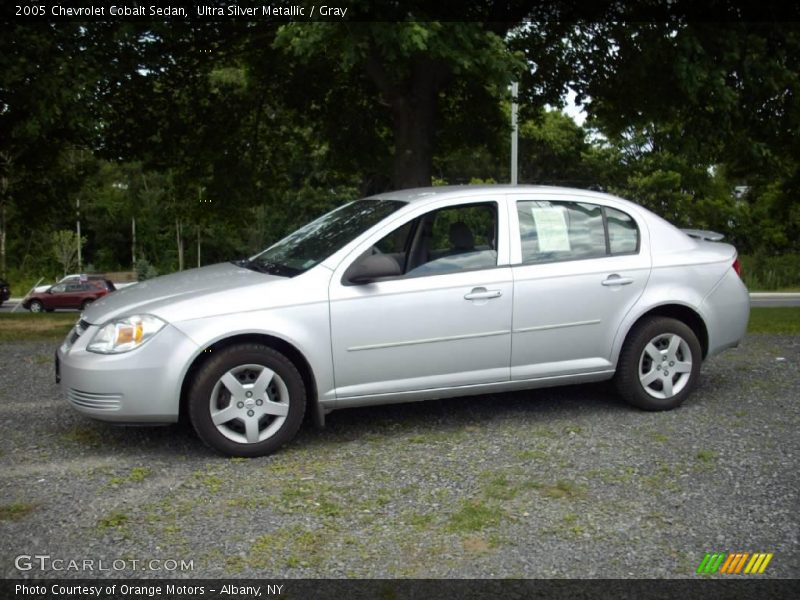 Ultra Silver Metallic / Gray 2005 Chevrolet Cobalt Sedan