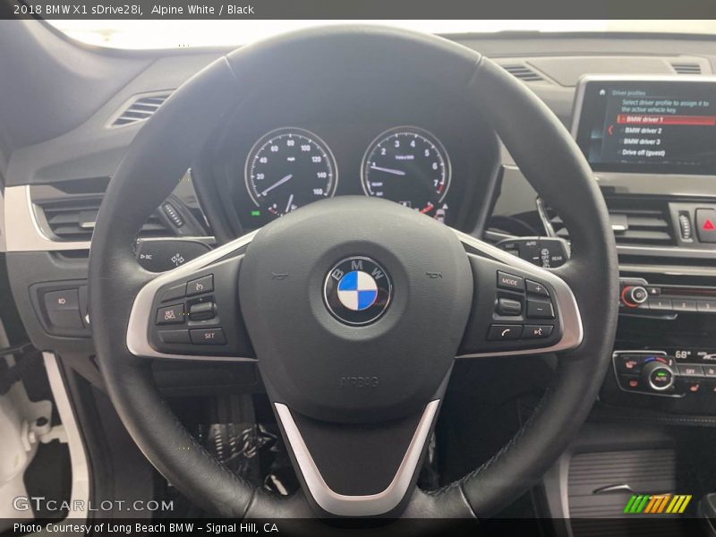 Alpine White / Black 2018 BMW X1 sDrive28i