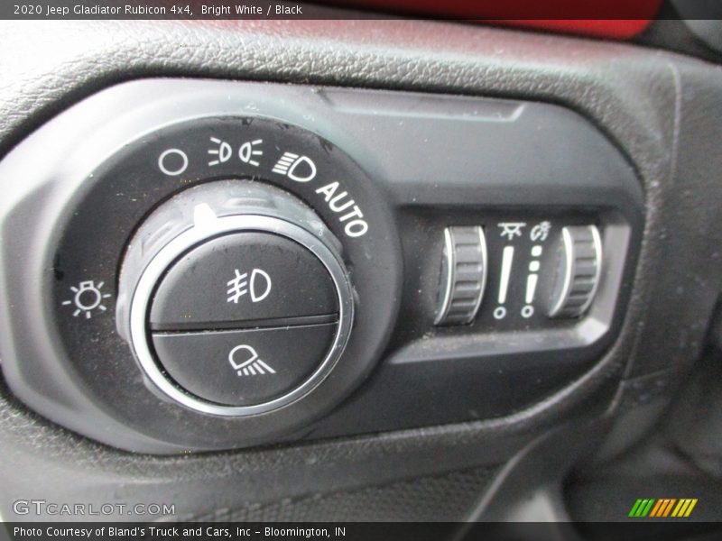 Bright White / Black 2020 Jeep Gladiator Rubicon 4x4