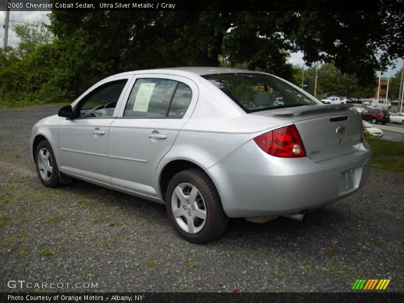 Ultra Silver Metallic / Gray 2005 Chevrolet Cobalt Sedan