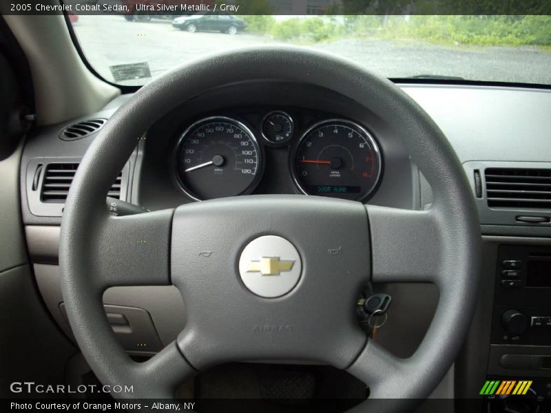 Ultra Silver Metallic / Gray 2005 Chevrolet Cobalt Sedan