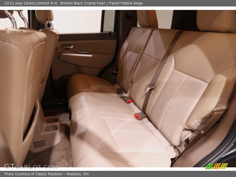 Brilliant Black Crystal Pearl / Pastel Pebble Beige 2010 Jeep Liberty Limited 4x4