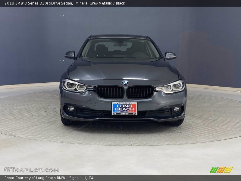 Mineral Grey Metallic / Black 2018 BMW 3 Series 320i xDrive Sedan