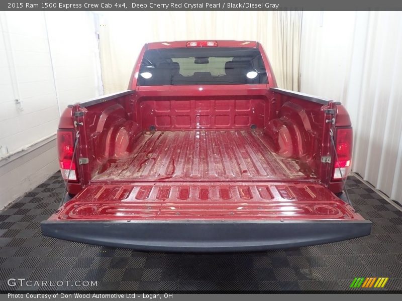Deep Cherry Red Crystal Pearl / Black/Diesel Gray 2015 Ram 1500 Express Crew Cab 4x4
