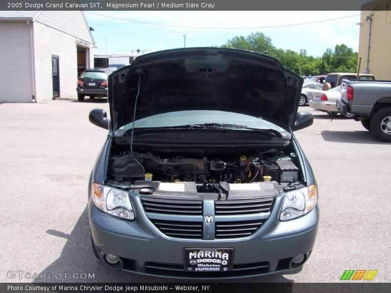 Magnesium Pearl / Medium Slate Gray 2005 Dodge Grand Caravan SXT