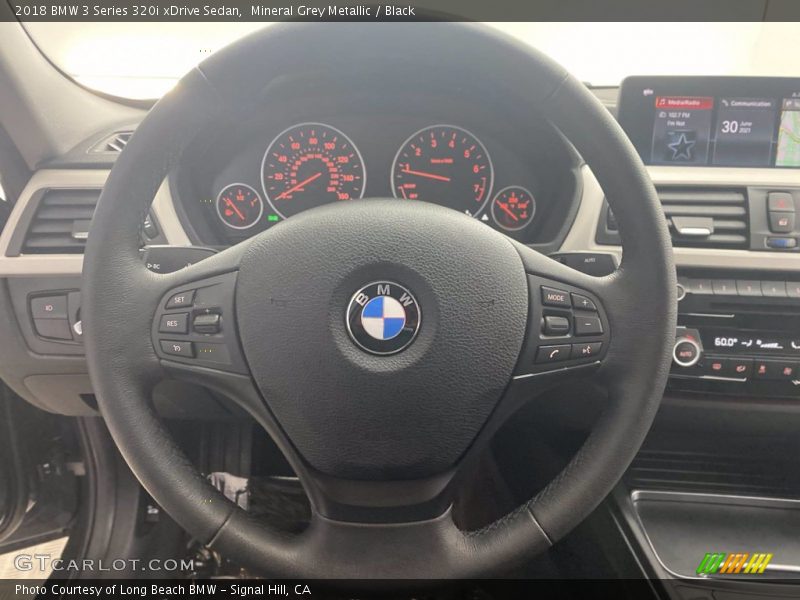 Mineral Grey Metallic / Black 2018 BMW 3 Series 320i xDrive Sedan