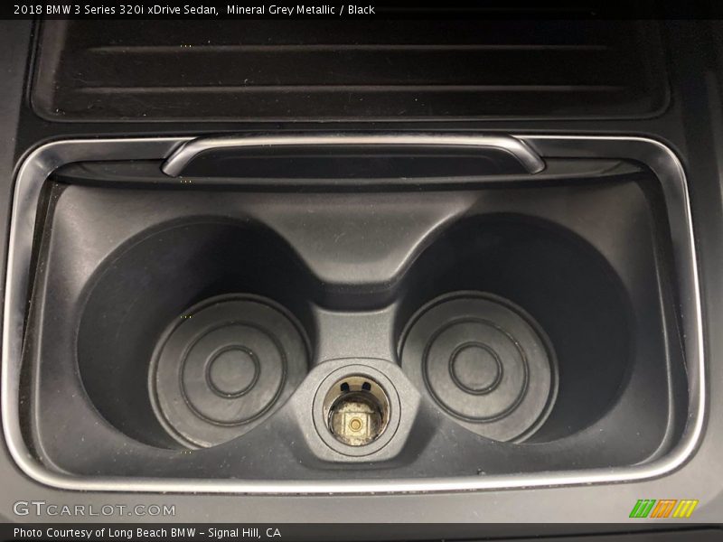Mineral Grey Metallic / Black 2018 BMW 3 Series 320i xDrive Sedan