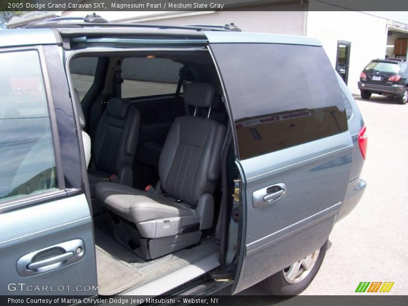 Magnesium Pearl / Medium Slate Gray 2005 Dodge Grand Caravan SXT