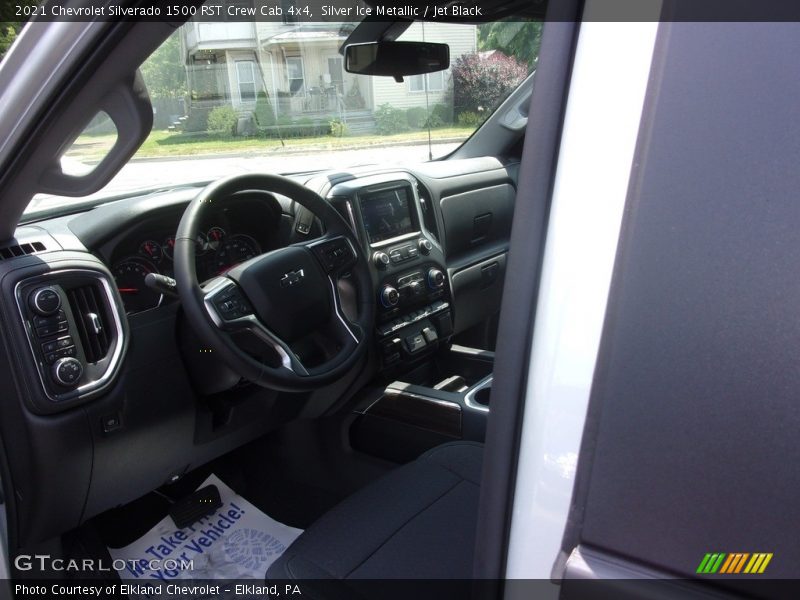 Silver Ice Metallic / Jet Black 2021 Chevrolet Silverado 1500 RST Crew Cab 4x4