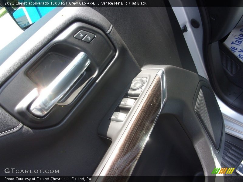 Silver Ice Metallic / Jet Black 2021 Chevrolet Silverado 1500 RST Crew Cab 4x4
