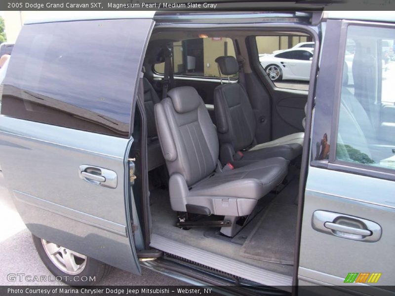 Magnesium Pearl / Medium Slate Gray 2005 Dodge Grand Caravan SXT
