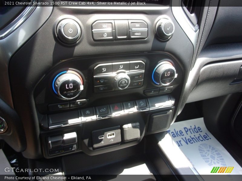 Silver Ice Metallic / Jet Black 2021 Chevrolet Silverado 1500 RST Crew Cab 4x4
