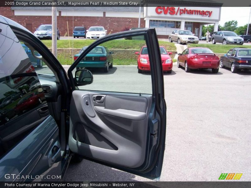 Magnesium Pearl / Medium Slate Gray 2005 Dodge Grand Caravan SXT