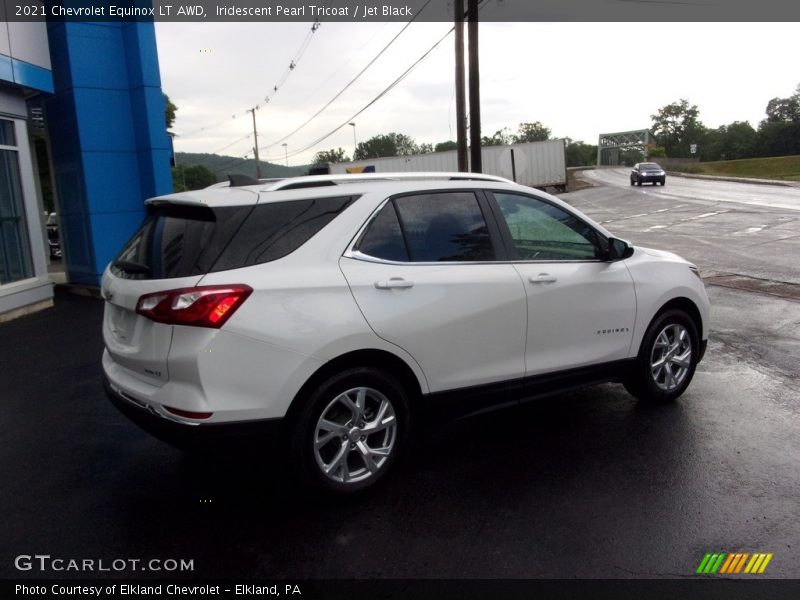 Iridescent Pearl Tricoat / Jet Black 2021 Chevrolet Equinox LT AWD