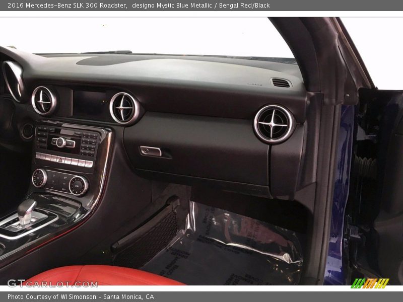 designo Mystic Blue Metallic / Bengal Red/Black 2016 Mercedes-Benz SLK 300 Roadster