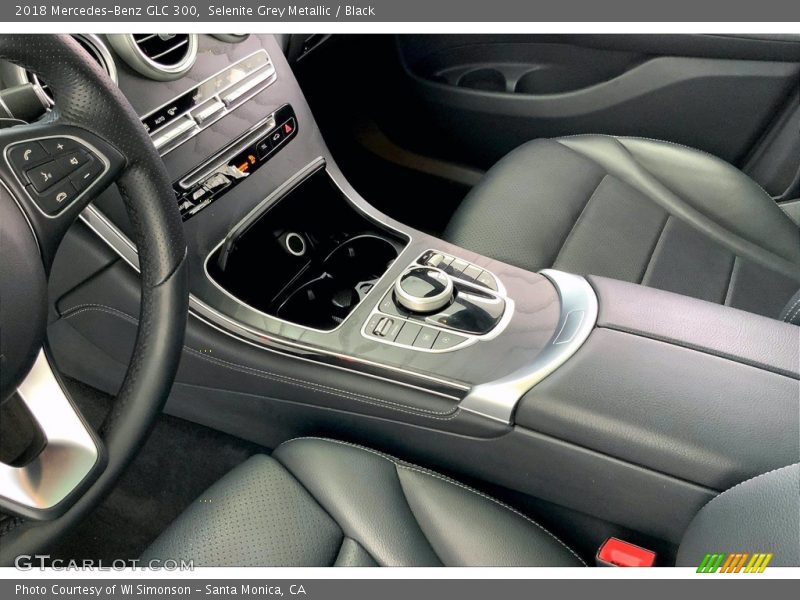 Selenite Grey Metallic / Black 2018 Mercedes-Benz GLC 300