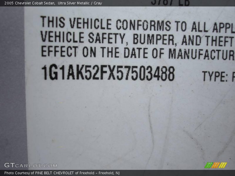 Ultra Silver Metallic / Gray 2005 Chevrolet Cobalt Sedan