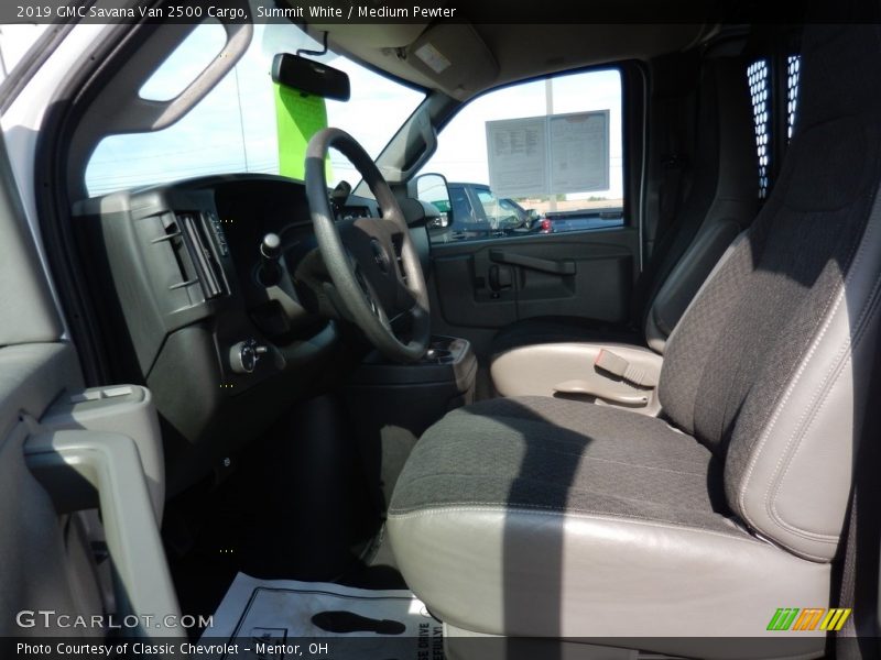Summit White / Medium Pewter 2019 GMC Savana Van 2500 Cargo