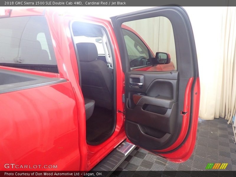 Cardinal Red / Jet Black 2018 GMC Sierra 1500 SLE Double Cab 4WD